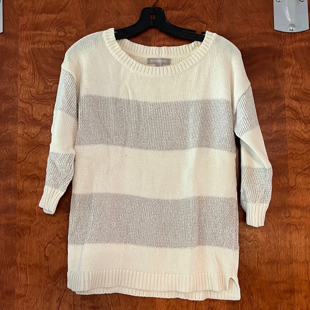 3/4 sleeve length sweater